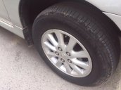 Cần bán xe Toyota Innova 2014 số sàn, màu bạc, zin nguyên bản không lỗi