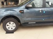 Giao ngay Ford Ranger XLS AT 2017, màu xanh thiên thanh, hỗ trợ trả góp 80%. LH 0907782222