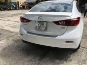 Cần bán Mazda 3 đời 2016, màu trắng, 680 triệu