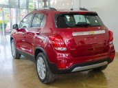 Chevrolet Trax New 2017 màu đỏ, hỗ trợ vay đến 85 - 100%. LH: Trang 0986 706 594