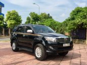 Cần bán Toyota Fortuner 2.7V đời 2014, màu đen chính chủ