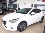 Bán Mazda 2 đời 2017, màu trắng, giá tốt tại Quảng Ninh