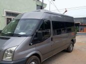 Bán xe Ford Transit đời 2010, màu bạc ít chạy