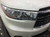 Cần bán Toyota Highlander LE sản xuất năm 2015, màu trắng, nhập khẩu