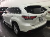 Cần bán Toyota Highlander LE sản xuất năm 2015, màu trắng, nhập khẩu