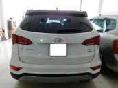 Bán Hyundai Santa Fe CRDi 2.2L 4WD, máy dầu 2 cầu, màu trắng, nội thất kem, sản xuất 2017