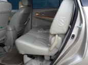 Cần bán xe Toyota Innova G SR đời 2010, màu bạc