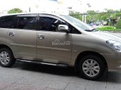 Cần bán xe Toyota Innova G SR đời 2010, màu bạc