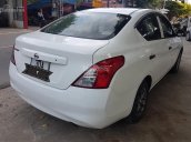 Bán xe Nissan Sunny đời 2013, màu trắng