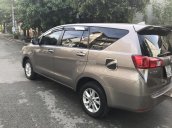 Bán Toyota Innova 2.0E năm 2016, màu xám (ghi)