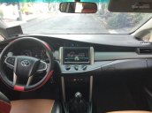 Bán Toyota Innova 2.0E năm 2016, màu xám (ghi)