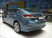 Hyundai Elantra 1.6AT, tặng 80 triệu khi mua xe trong tháng 9 này