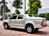 Chính chủ bán Toyota Hilux 3.0G 4x4 sản xuất 2013, nhập khẩu nguyên chiếc, 556 triệu