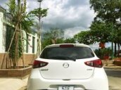 Bán xe Mazda 2 đời 2016, màu trắng