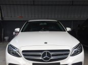 Bán Mercedes C200 2018 siêu sang trọng, thể thao, khuyến mãi cực hót