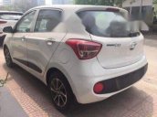 Bán ô tô Hyundai Grand i10 2017, màu trắng, xe nhập