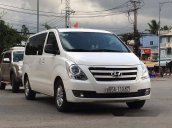 Bán Hyundai Starex 2016, màu trắng, 800 triệu