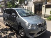 Bán Toyota Innova đời 2012, màu bạc 