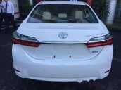 Bán ô tô Toyota Corolla altis đời 2017, màu trắng 