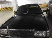 Cần bán gấp Toyota Crown sản xuất 1993, màu đen