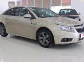 Bán Chevrolet Cruze đời 2011, màu vàng số sàn, giá 349tr