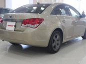 Bán Chevrolet Cruze đời 2011, màu vàng số sàn, giá 349tr