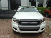 Hà Thành Ford bán Ford Ranger XLS AT 4x2 đời 2017, màu trắng, nhập khẩu, 670 triệu