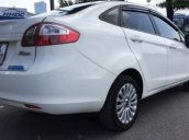 Cần bán Ford Fiesta 1.6 AT đời 2013, màu trắng, giá tốt