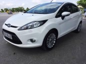 Bán gấp Ford Fiesta 1.6 sản xuất 2013, màu trắng