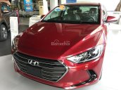 Bán Hyundai Elantra CKD 2018 màu đỏ, giá nét, giao xe ngay, KM đầy đủ