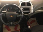 Cần bán xe Chevrolet Spark Van đời 2017, màu đỏ