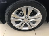 Cần bán Chevrolet Cruze LTZ 1.8 2017, màu đen, giá 699tr