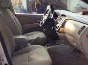 Cần bán xe Toyota Innova 2.0 MT đời 2010, màu bạc, xe nhập, giá tốt