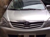 Cần bán xe Toyota Innova 2.0 MT đời 2010, màu bạc, xe nhập, giá tốt