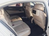 Cần bán BMW 7 Series 750Li đời 2010, màu trắng, xe nhập