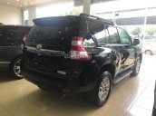 Cần bán Toyota Land Cruiser Prado Diezel đời 2017, màu đen, xe nhập Trung Đông