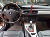 Cần bán BMW 3 Series 320i đời 2010, màu vàng cát, nhập khẩu