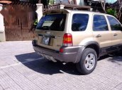 Bán ô tô Ford Escape đời 2004 chính chủ, giá tốt