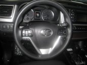 Bán Toyota Highlander LE 2016 màu đen, giá tốt