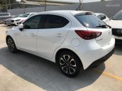 Cần bán xe Mazda 2 1.5L AT Hatchbak đời 2018, màu trắng