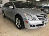 Cần bán xe Mercedes R350 đời 2006, màu bạc, nhập khẩu giá cạnh tranh