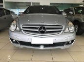 Cần bán xe Mercedes R350 đời 2006, màu bạc, nhập khẩu giá cạnh tranh