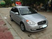 Cần bán gấp Hyundai Accent đời 2009, màu bạc, nhập khẩu xe gia đình