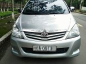 Cần bán gấp Toyota Innova G đời 2008, màu bạc, giá chỉ 420 triệu