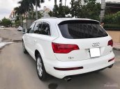 Cần bán gấp Audi Q7 4.2 đời 2007, màu trắng, nhập khẩu giá cạnh tranh