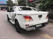 Bán Mazda BT 50 2.2L 4x2 AT đời 2015, màu trắng, nhập khẩu nguyên chiếc