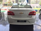 Bán Chevrolet Cruze 1.6LT năm 2017, màu trắng