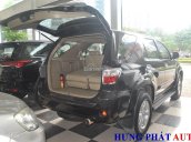 Bán xe Toyota Fortuner SR5 2.7AT 2010, màu đen, nhập khẩu, giá 590tr