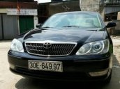 Bán Toyota Camry 3.0 2004, màu đen 