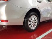 Cần bán xe Toyota Corolla altis G(CVT) đời 2017, màu bạc, giá tốt